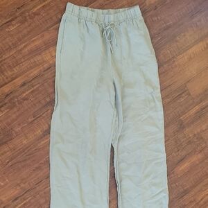 H&M Women's Light Olive Joggers
